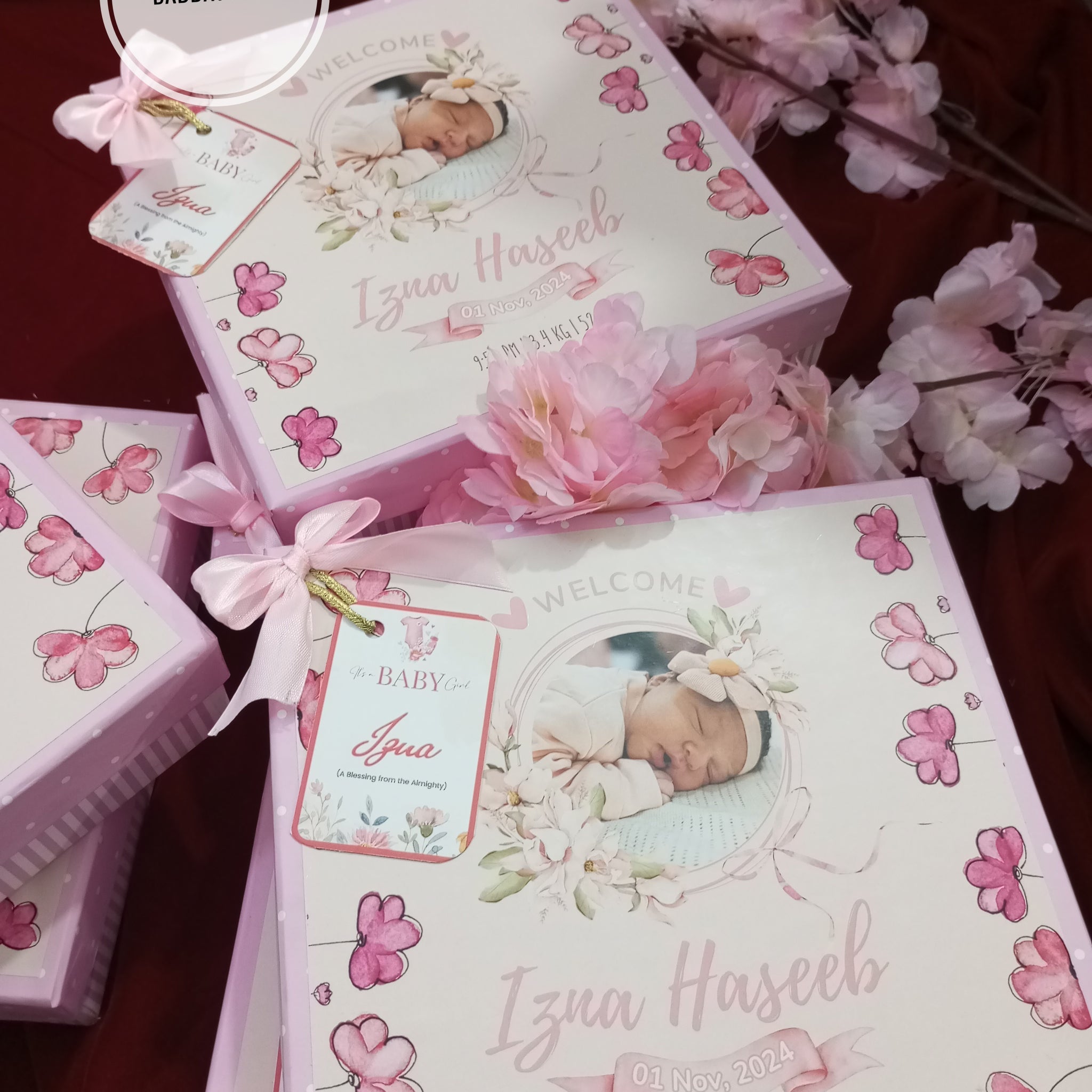 Pink polka one kg announcement box